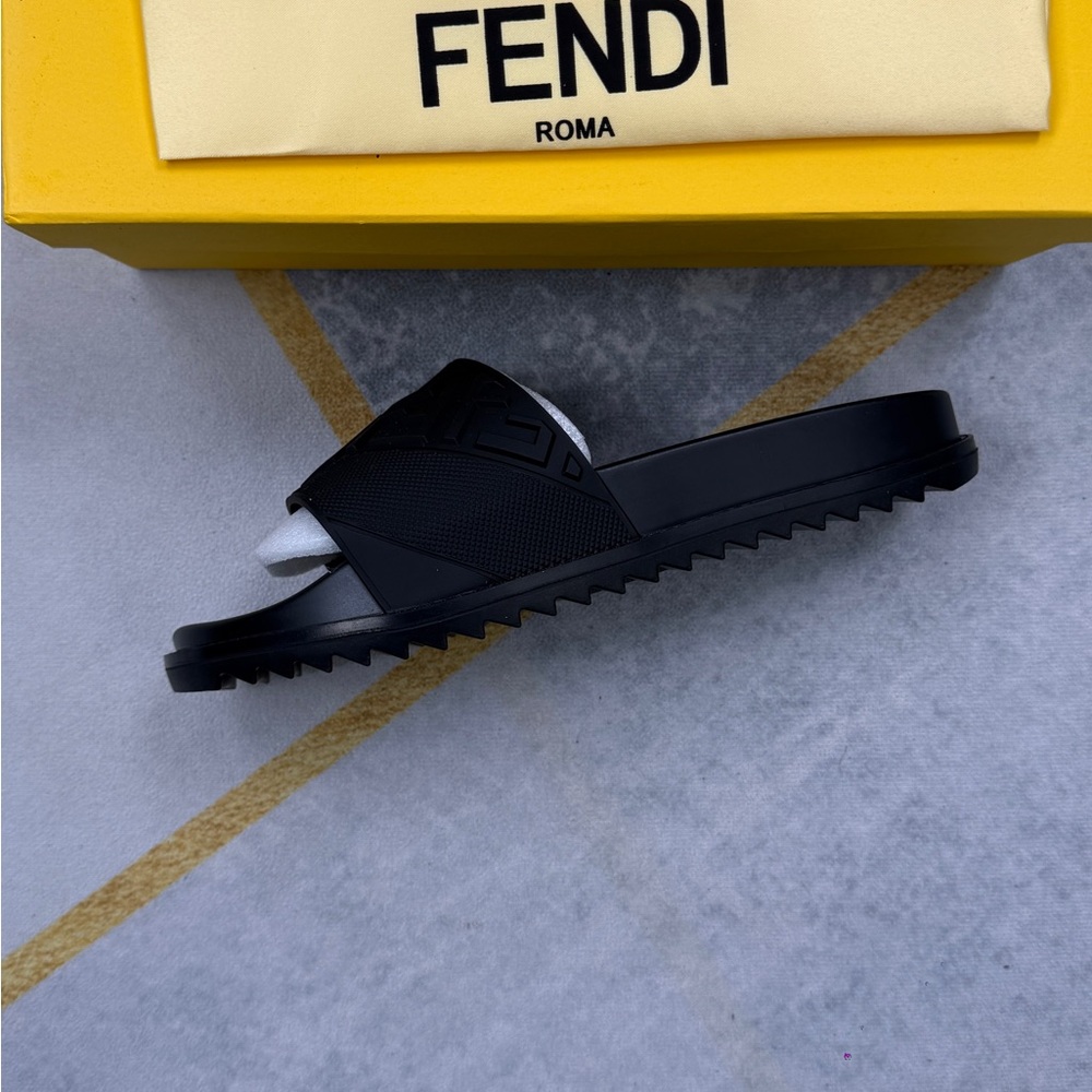 Fendi Black and Gray Embossed Logo Slide Sandals - Picture 7 of 9